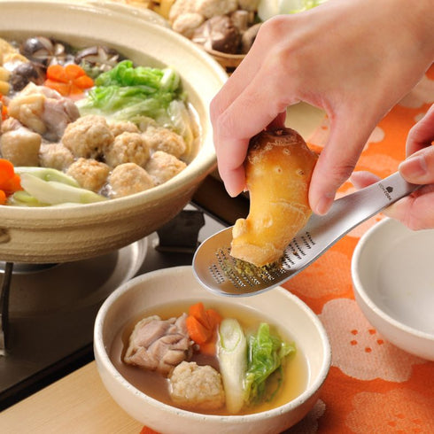 Grated spoon|AUX Oaks