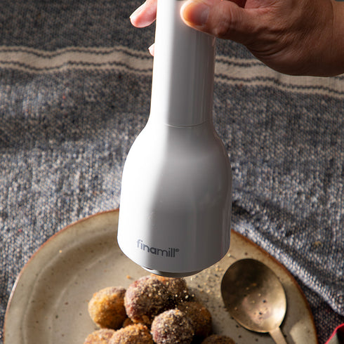 Electric spice mill with 2 replacement pods | Finamill