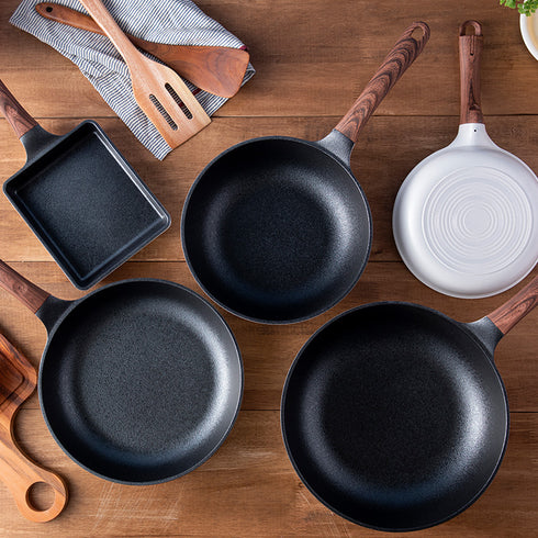 Ultra-light frying pan 26cm|GOODSNAPS GoodSnaps